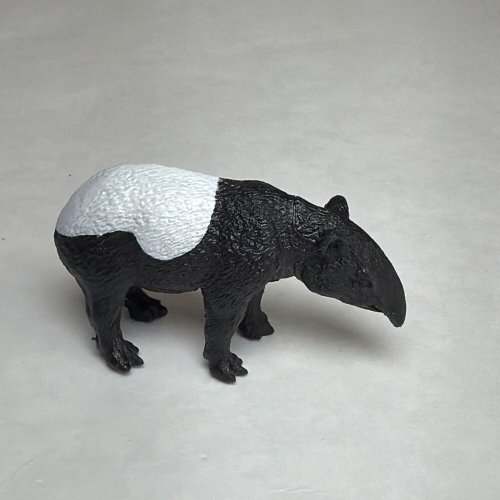 Safari Ltd. realistic Malayan Tapir Animal Figurines